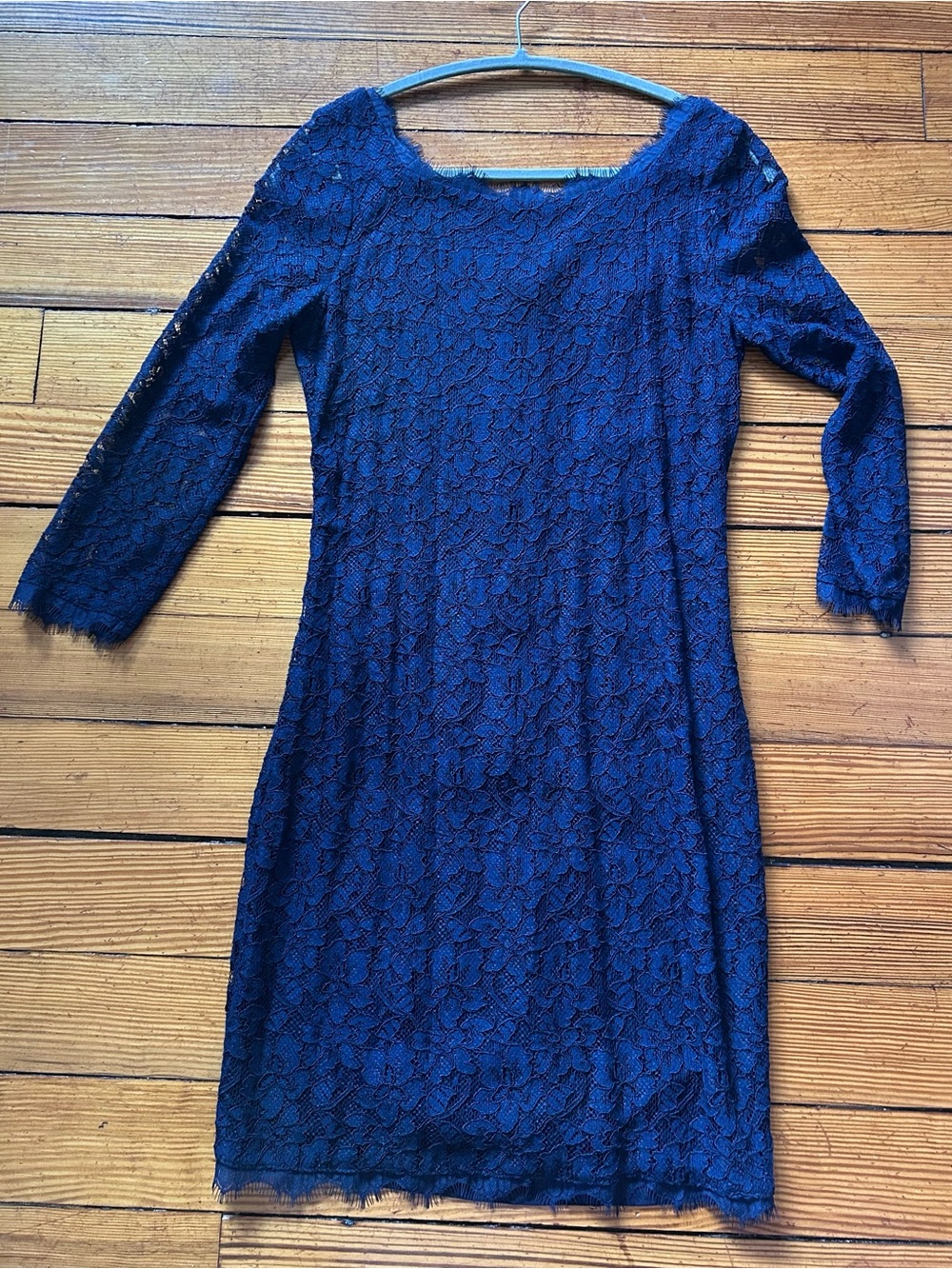 Diane Von Furstenberg Navy Lace Long-Sleeve Sheath Dress